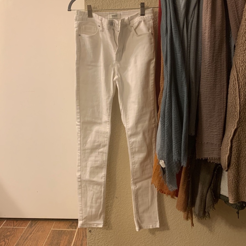Forever 21 Women’s White Jeans